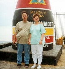 Yvonne und ich am südlichsten Punkt der kontinentalen USA in Key West