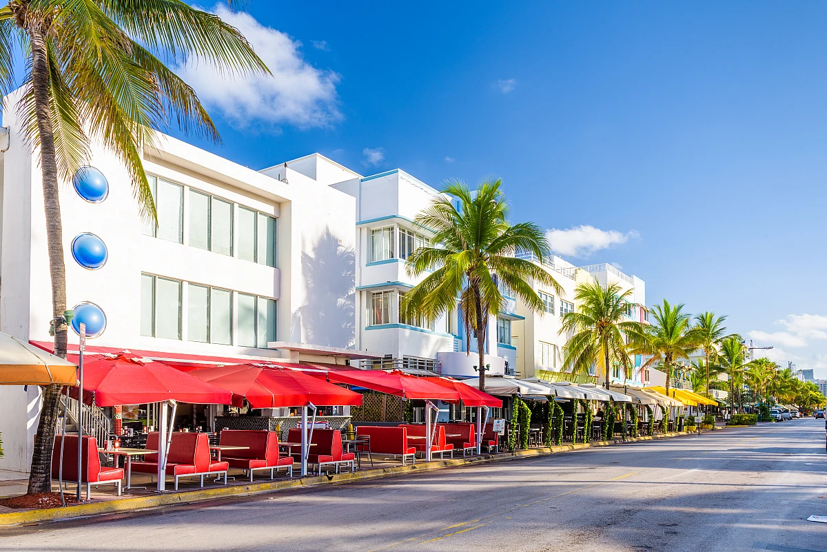 Pastellfarbenes Art Deco und Neon, das ist Miami Beach.