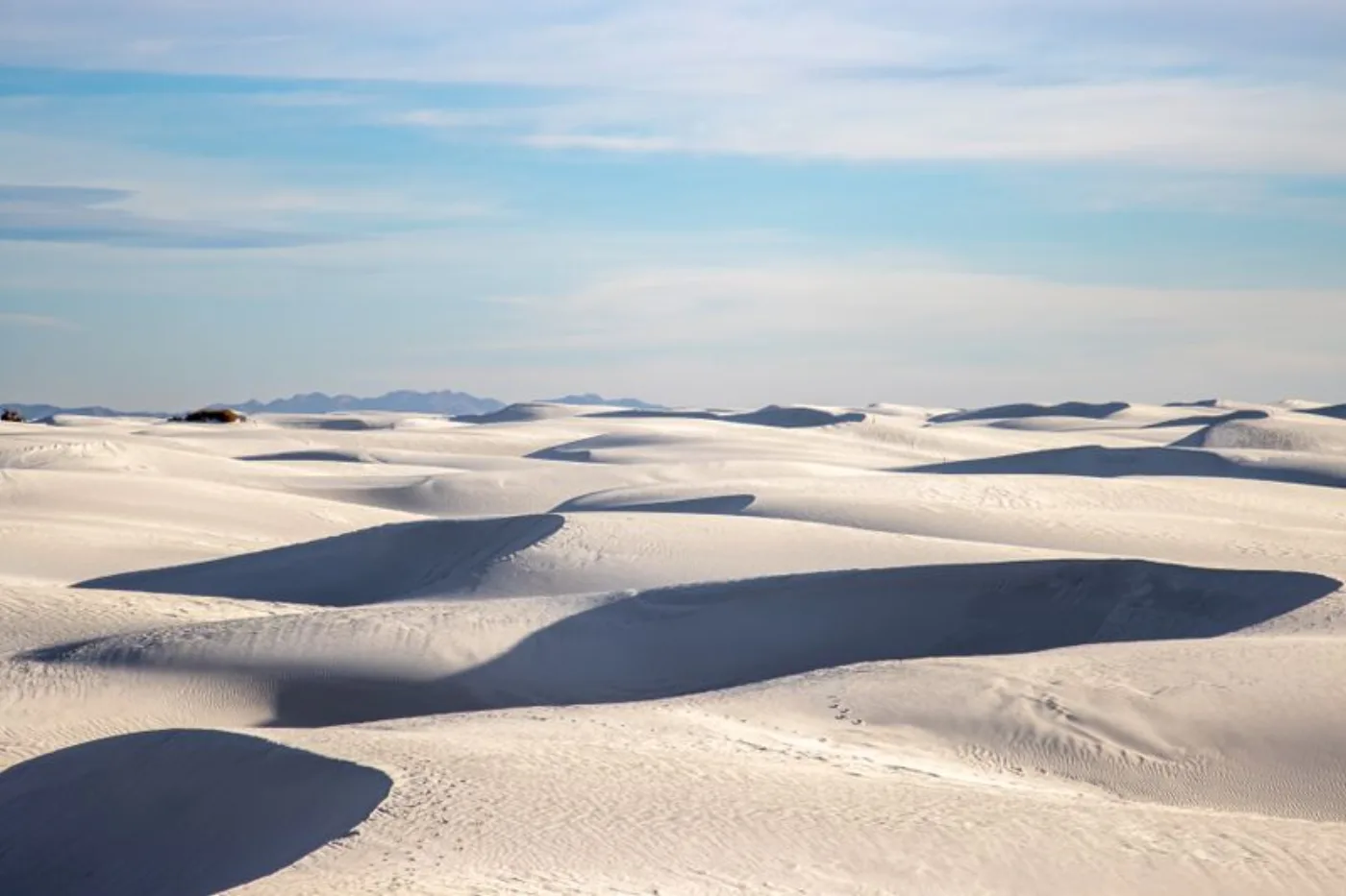 Das blendend weiße Gipsdünenfeld von White Sands.